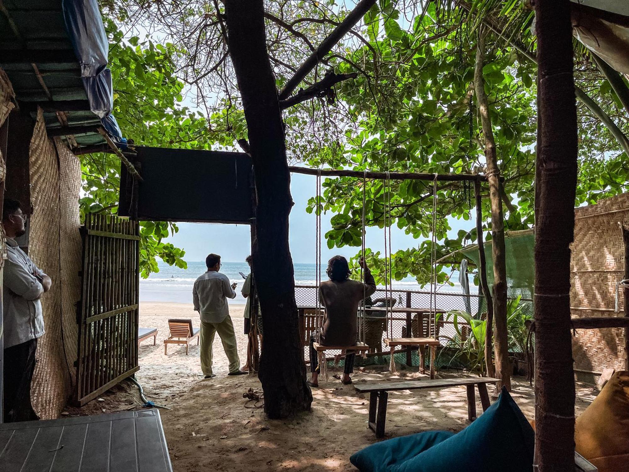 12 Monks - Beachside Hostel Arambol Buitenkant foto