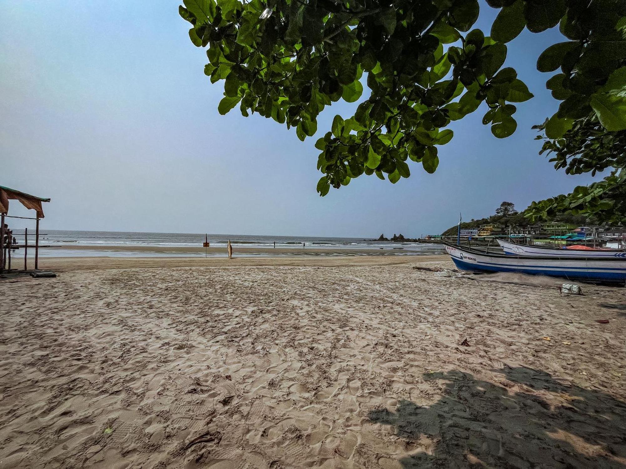 12 Monks - Beachside Hostel Arambol Buitenkant foto